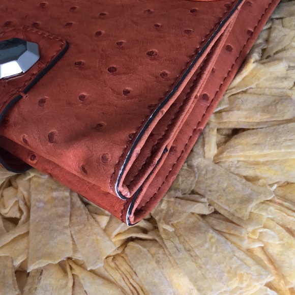 Guess Handbag - Picture 5 of 7